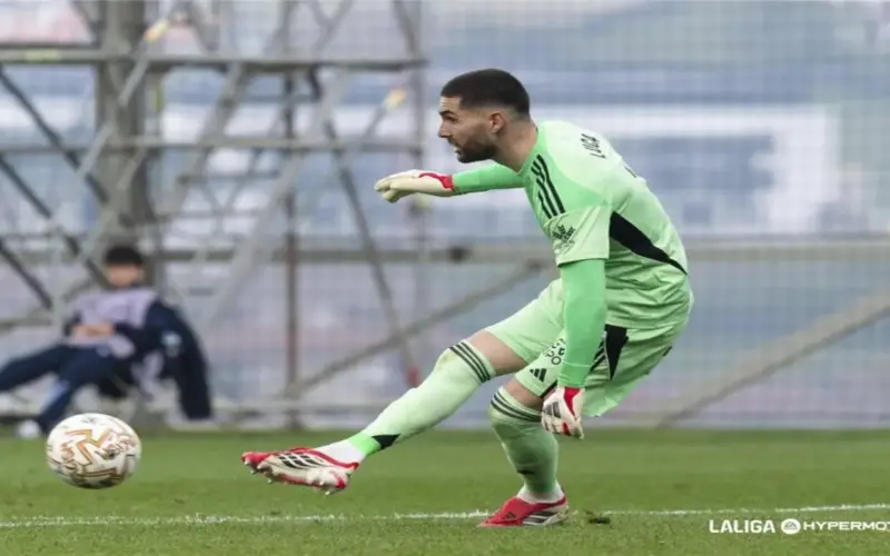 وسط قلق منتخب الجزائر.. لوكا زيدان يعاني من إصابة قوية